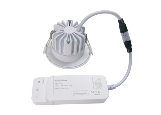 Van de het Gezichtsdekking van MAÏSKOLF het Waterdichte In een nis gezette Geleide Downlight AC 200-240V Veranderlijke Warme Wit