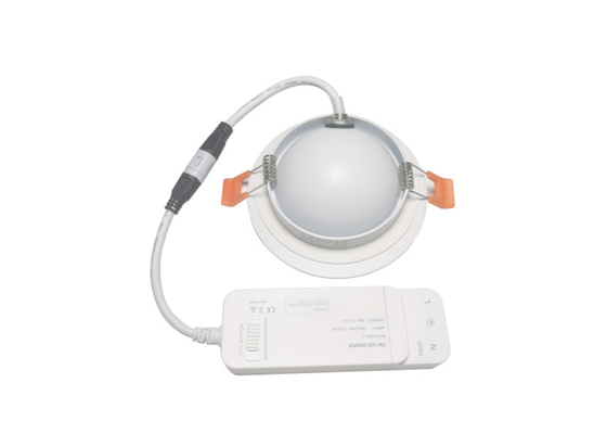 Het Lichaam van de aluminiumlamp zette Regelbare Geleide de MAÏSKOLFtechnologie in een nis van GDT Taiji CSP van Downlights 7W
